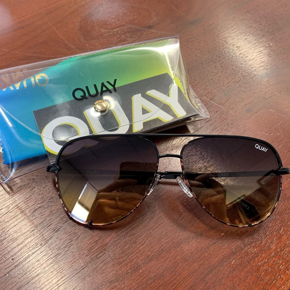 NWT Quay Australia Sunglasses